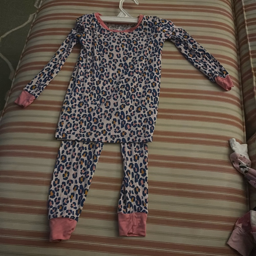 2 piece pajamas